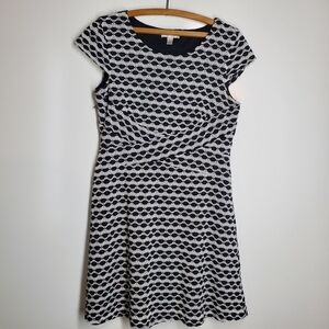 Dress Barn Cap Sleeves Fit and Flare Black and White Women's Dress.  Size 12P